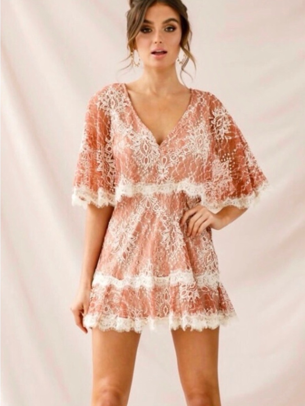 NWT Selfie Leslie Caspar Batwing Lace Mini Dress Size Small